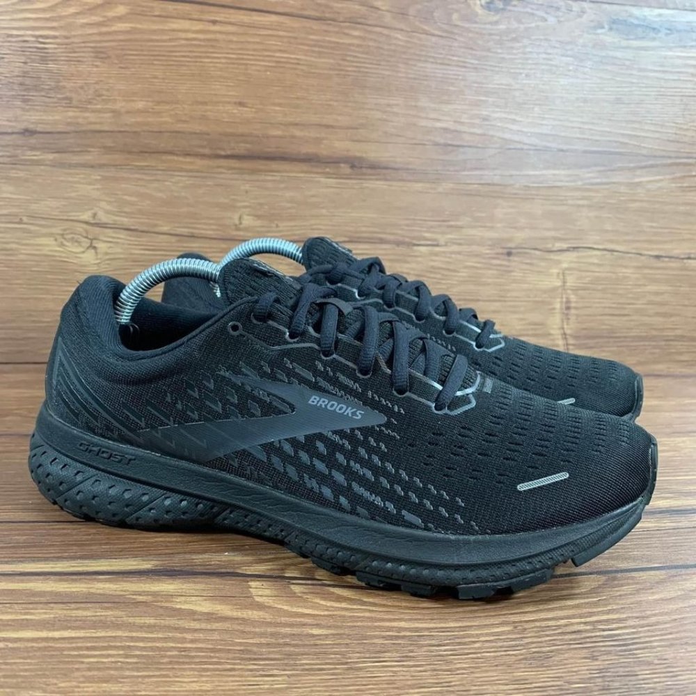 Brooks Ghost 13 Running Shoes Women’s Size 11 Triple Black